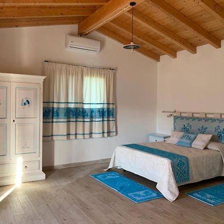 Tenute Venafiorita Loiri Porto San Paolo 外观 照片