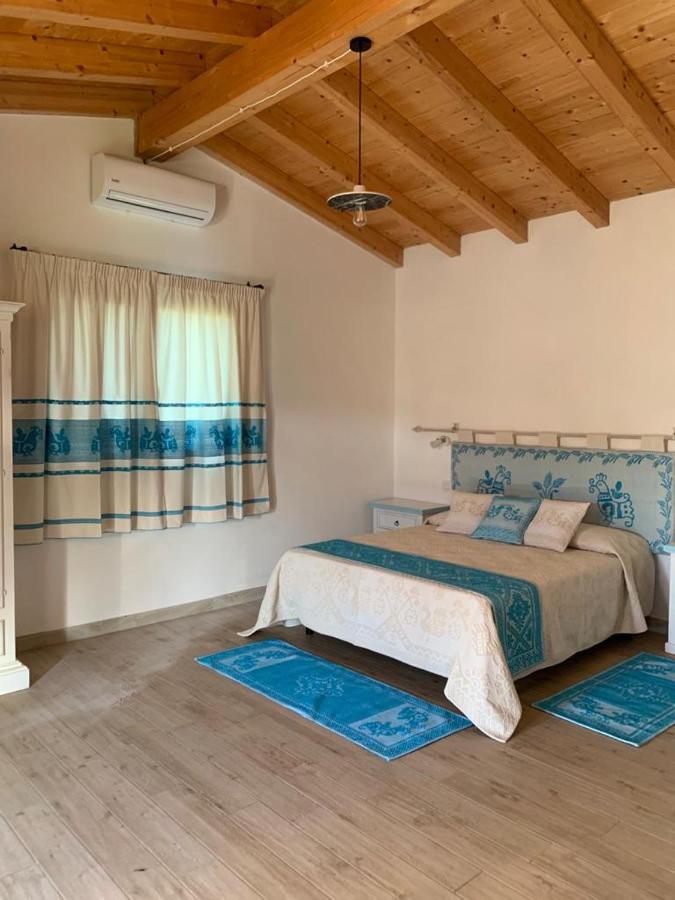 Tenute Venafiorita Loiri Porto San Paolo 外观 照片